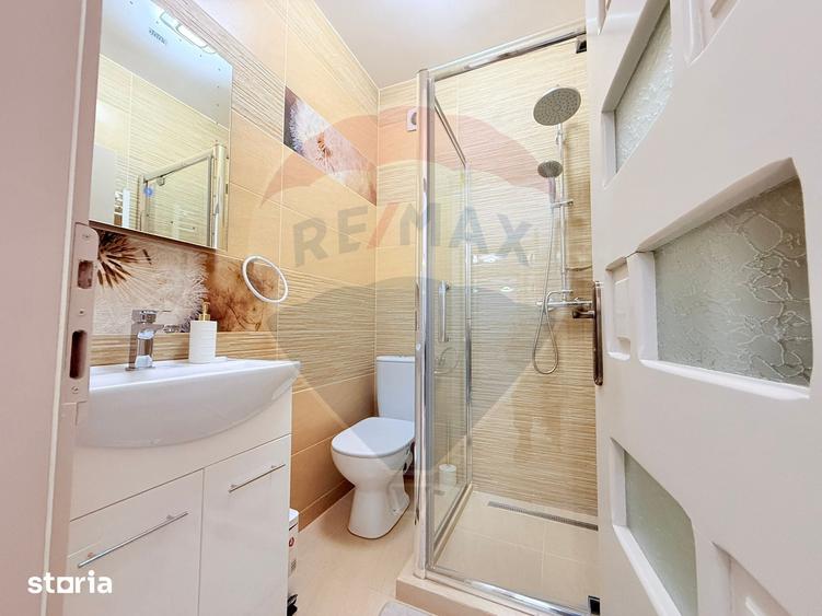 Apartament cu 3 camere decomandat în Chiajna