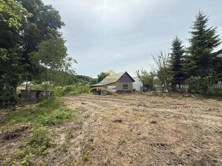 Casă cu 2 camere cu Canalizare în Buhoci