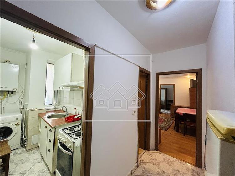 Apartament cu 2 camere nedecomandat în Cedonia