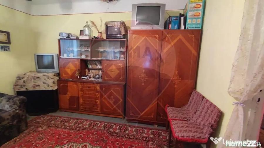 Casă cu 4 camere cu Teren 1710 Mp în Fonău