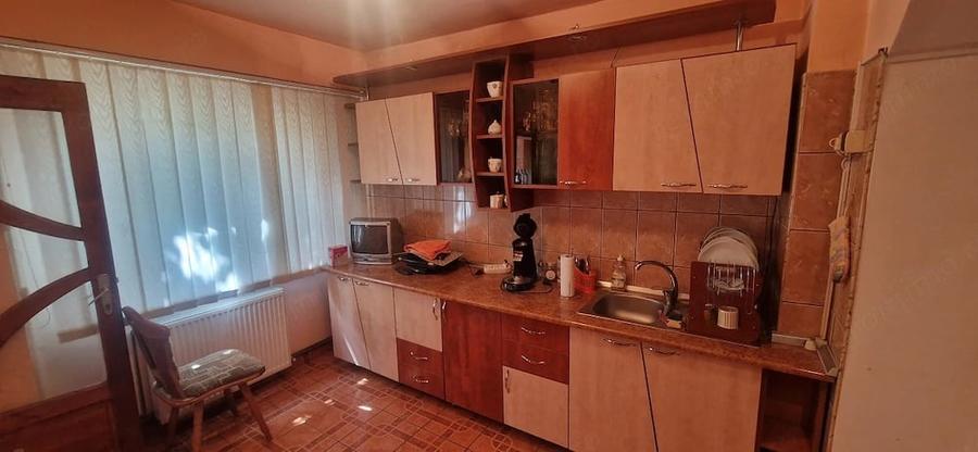 Apartament 3 camere, 77 mp, zona Pelendava - 3