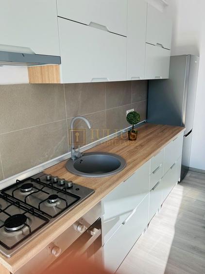 Apartament cu 2 camere semidecomandat, mobilat în Giroc