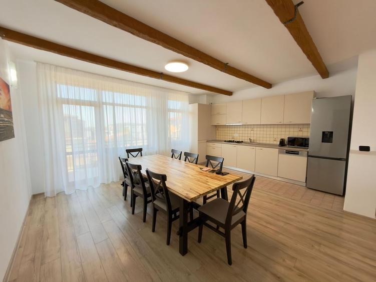 Apartament cu 3 camere în Sud