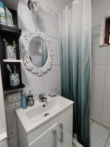 Apartament cu 2 camere decomandat în Teilor