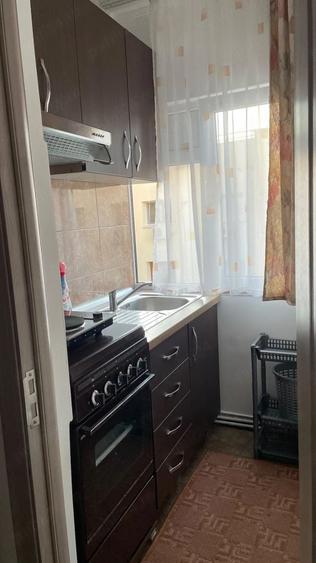 Garsonieră decomandată, mobilată în Lacul Tei