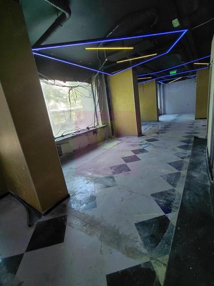 Spatiu comercial bd DECEBAL - PIATA ALBA IULIA - 11
