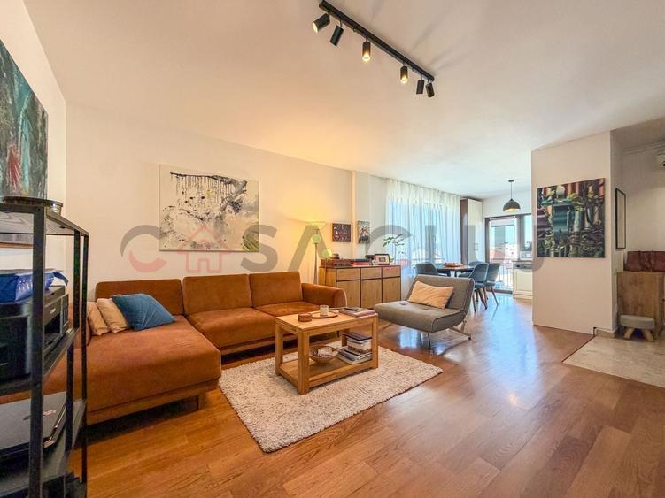 Apartament cu 3 camere semidecomandat, mobilat în Bună Ziua