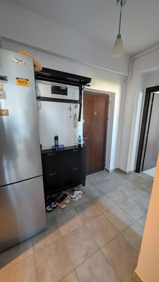 Apartament cu 2 camere decomandat, mobilat în Berceni