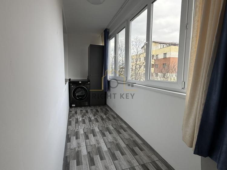 Apartament cu 2 camere semidecomandat, mobilat în P-ța Gorjului