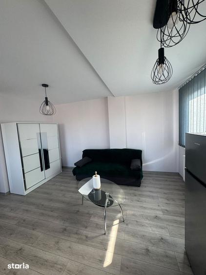 Apartament cu 3 camere semidecomandat în Someșeni