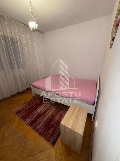 Apartament cu 2 camere semidecomandat, mobilat în Olimpia-Stadion