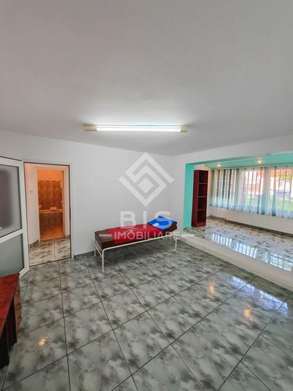 Apartament cu 2 camere semidecomandat în Decebal