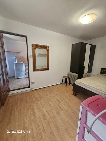 Apartament cu 2 camere semidecomandat în Lunei