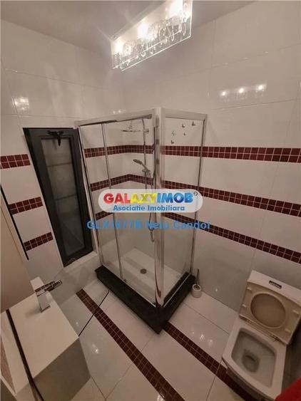 Casă cu 4 camere cu Teren 250 Mp în Central