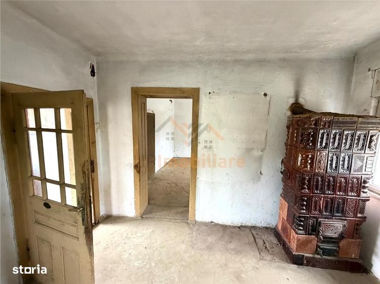 Casă cu 3 camere cu Teren 975 Mp în Tileagd