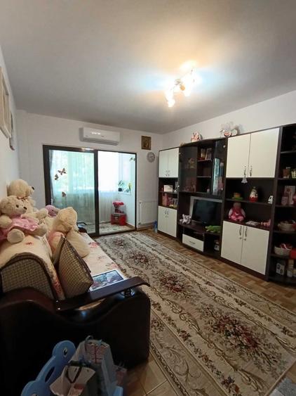 Apartament cu 2 camere semidecomandat în Gară