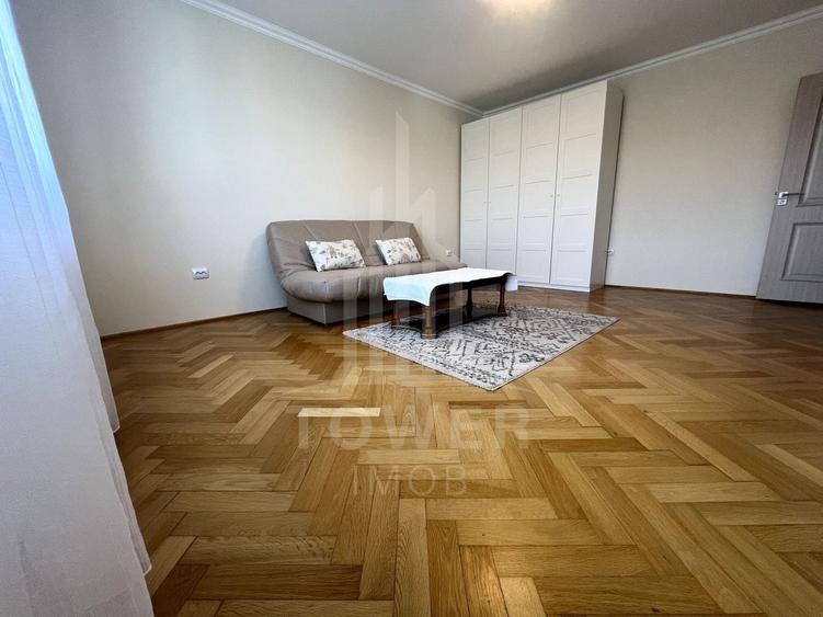 Apartament cu 3 camere, mobilat în Trei Stejari