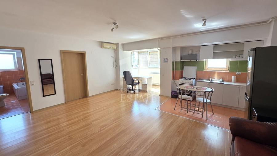 Apartament cu 2 camere semidecomandat, mobilat în Berceni