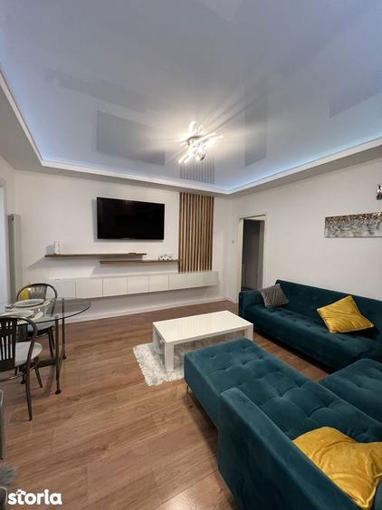 Apartament cu 2 camere decomandat în Central