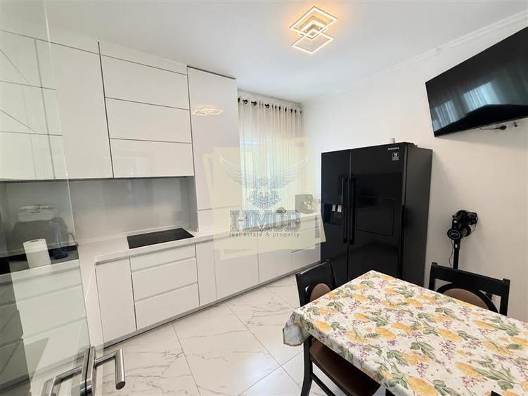 Apartament cu 4 camere decomandat, mobilat în Țiglari
