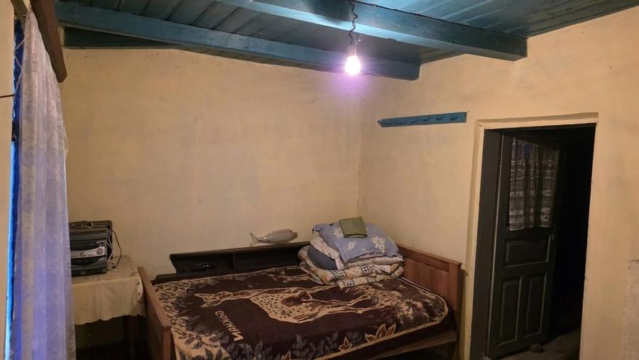 Casă cu 4 camere în Bălești