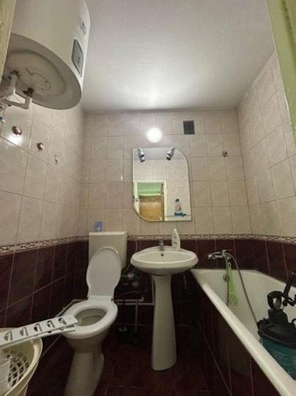 Apartament cu 3 camere decomandat în Rahova