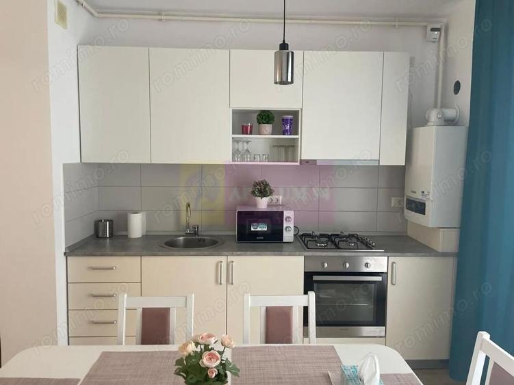 Apartament cu 2 camere semidecomandat, mobilat în Prelungirea Ghencea