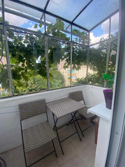 Apartament cu 2 camere semidecomandat în Exterior Vest
