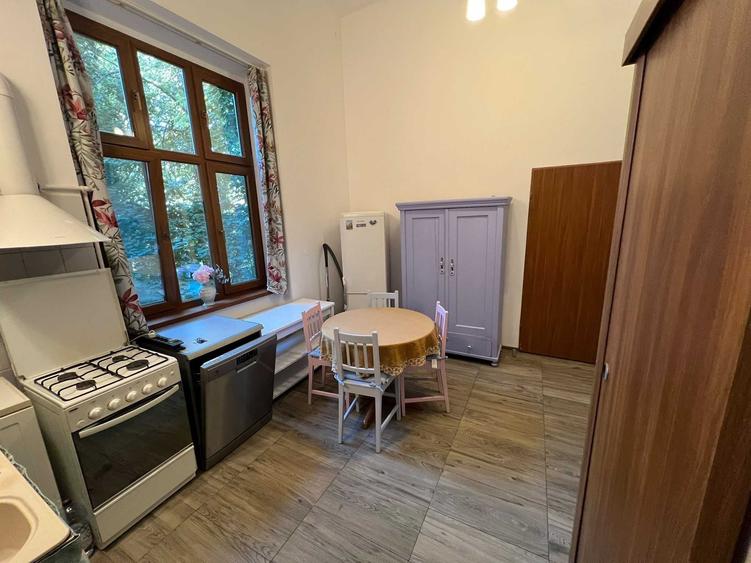 Apartament cu 2 camere nedecomandat în Neptun