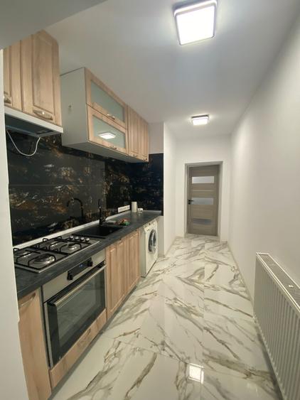 Apartament cu 2 camere decomandat, mobilat în Central