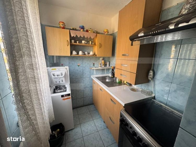Apartament cu 3 camere semidecomandat în Valea Rosie