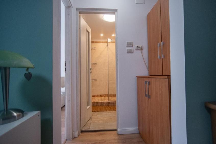 Apartament cu 2 camere decomandat, mobilat în Circumvalațiunii