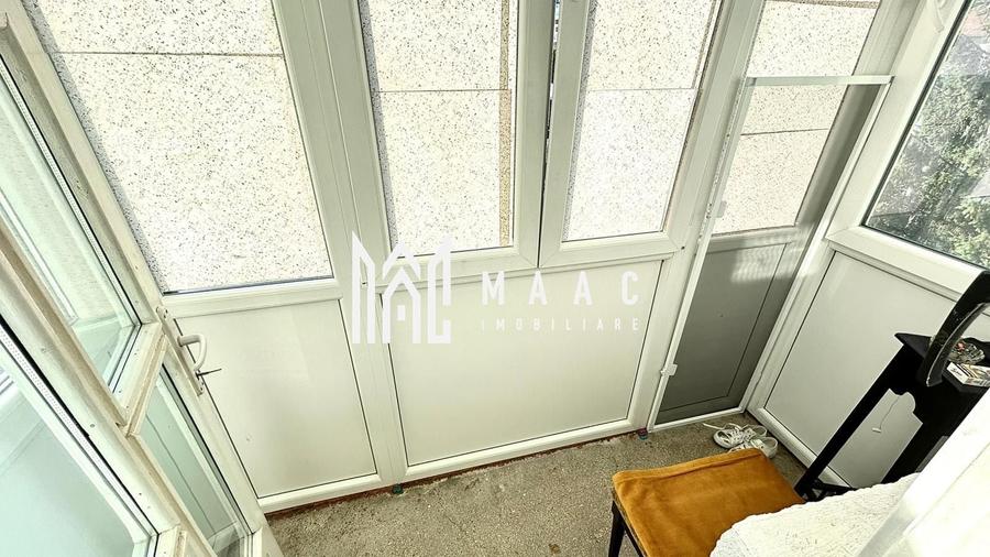 Apartament cu 3 camere semidecomandat, mobilat în Cedonia