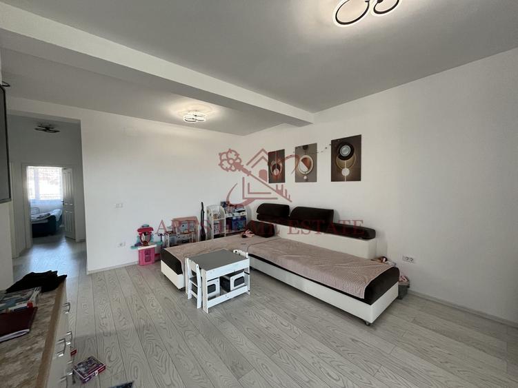 Duplex cu 3 camere cu Canalizare în Moșnița Veche