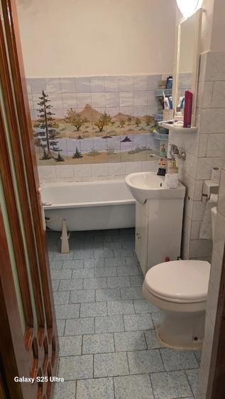 Apartament cu 3 camere decomandat în Horia