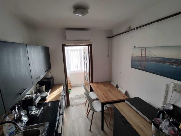 Apartament cu 3 camere decomandat în Vasile Alecsandri
