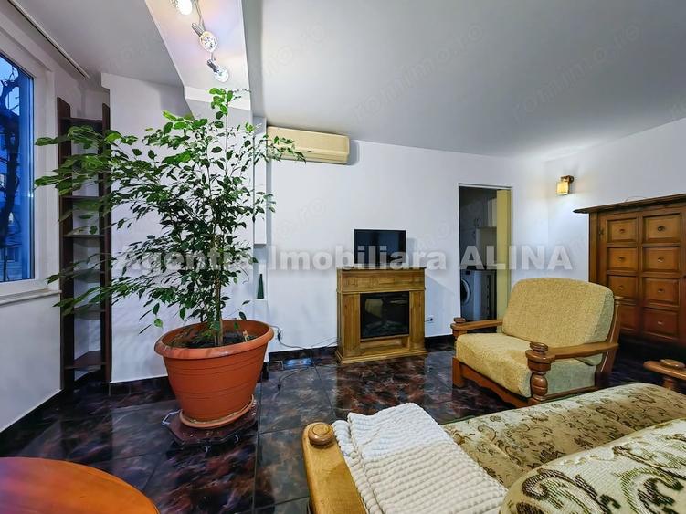 Apartament cu 3 camere semidecomandat în Împăratul Traian