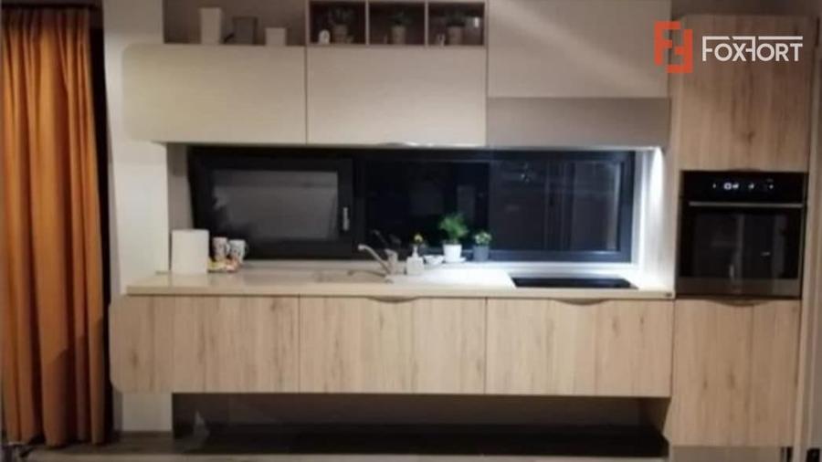 Casă individuală cu 6 camere cu Canalizare în Ghiroda
