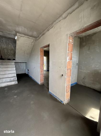 Casă cu 4 camere cu Teren 350 Mp în Șelimbăr