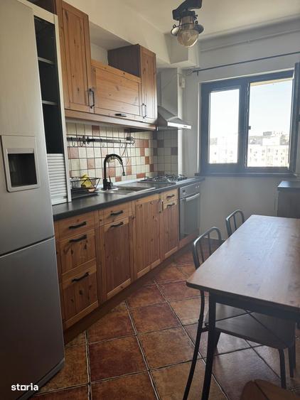 Apartament cu 2 camere decomandat în Vitan