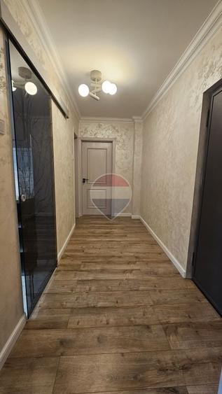 Apartament cu 2 camere decomandat, mobilat în Dărmănești
