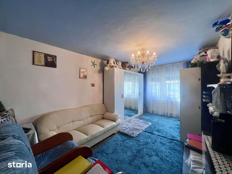 Apartament cu 2 camere decomandat în Lipovei