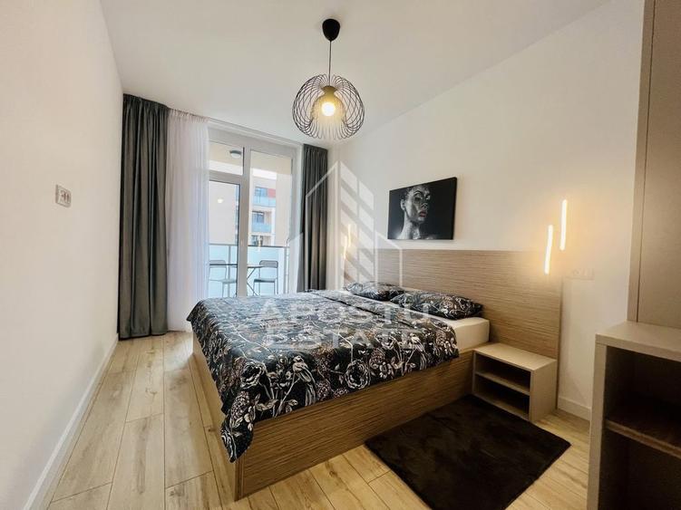 Apartament cu 2 camere semidecomandat, mobilat în Torontalului