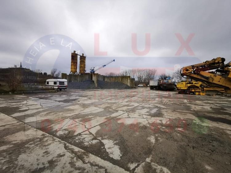 Spațiu industrial, de 4,232 mp, în Monumentului