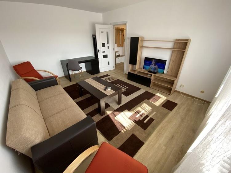 Apartament cu 2 camere decomandat în Albești