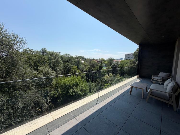 Apartament cu 2 camere decomandat în Floreasca