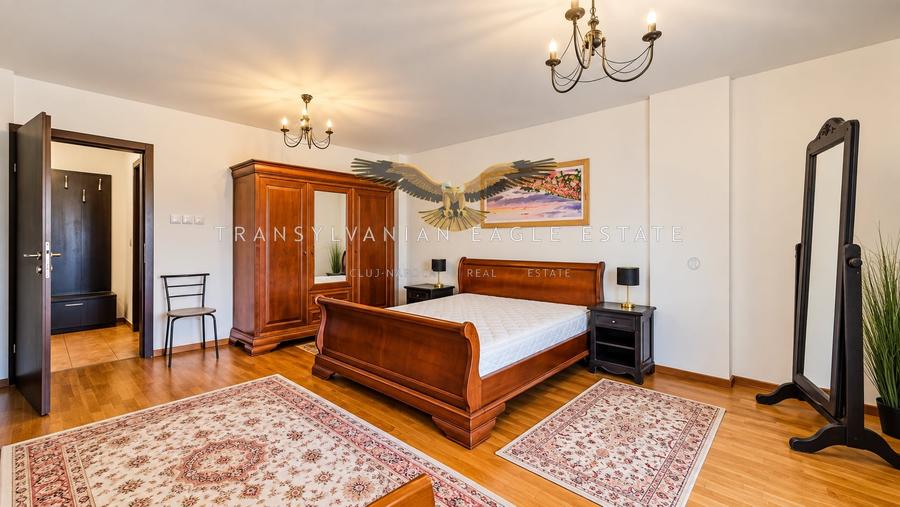 Apartament cu 2 camere decomandat, mobilat în Central