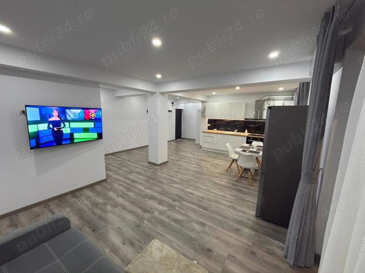 Apartament cu 2 camere decomandat în Trivale