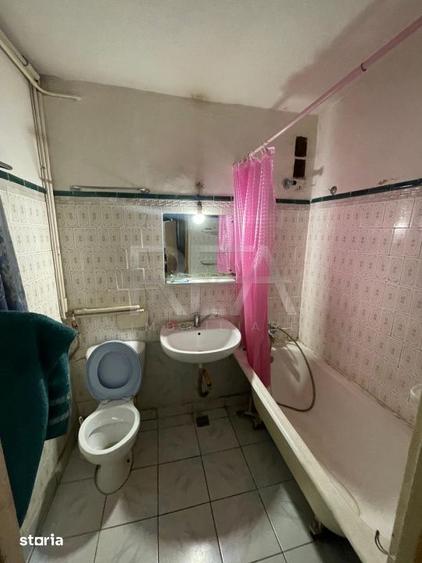 Apartament cu 4 camere decomandat în Titan