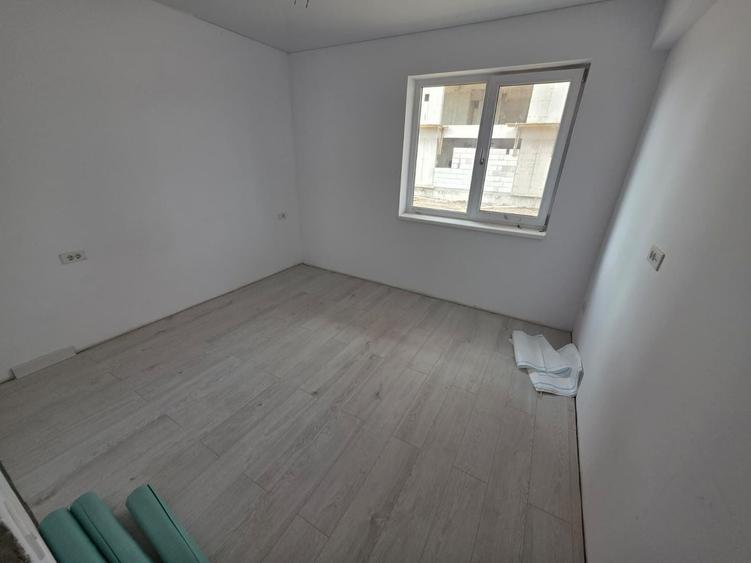 Apartament cu 2 camere semidecomandat în Dobroești